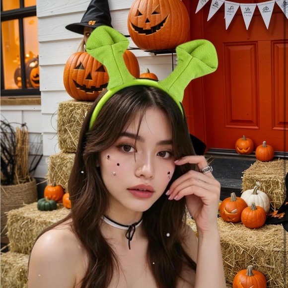 Green Shrek Ogre Ears Headband - Picture 6 of 9